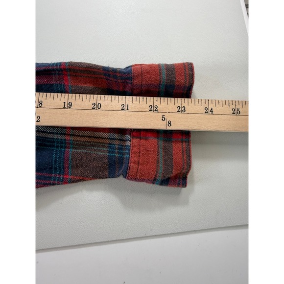 Wrangler Red and Blue Plaid Button-Down Shirt - Picture 5 of 8